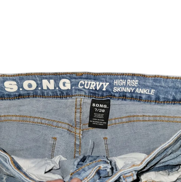 S.O.N.G. Blue Distressed Curvy High Rise Skinny Ankle Jeans 7/28 Juniors - Picture 3 of 6